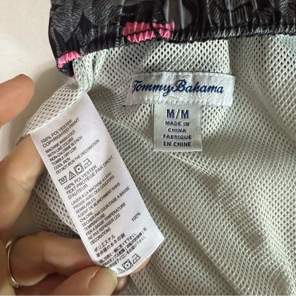 Tommy Bahama Swim Trunk Size Medium Paradise Pink Floral Print Beach Vacation - Picture 4 of 6